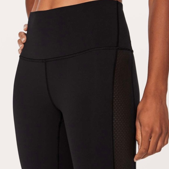 Lululemon Ready Set Go Crop (21") in Black - Picture 4 of 11